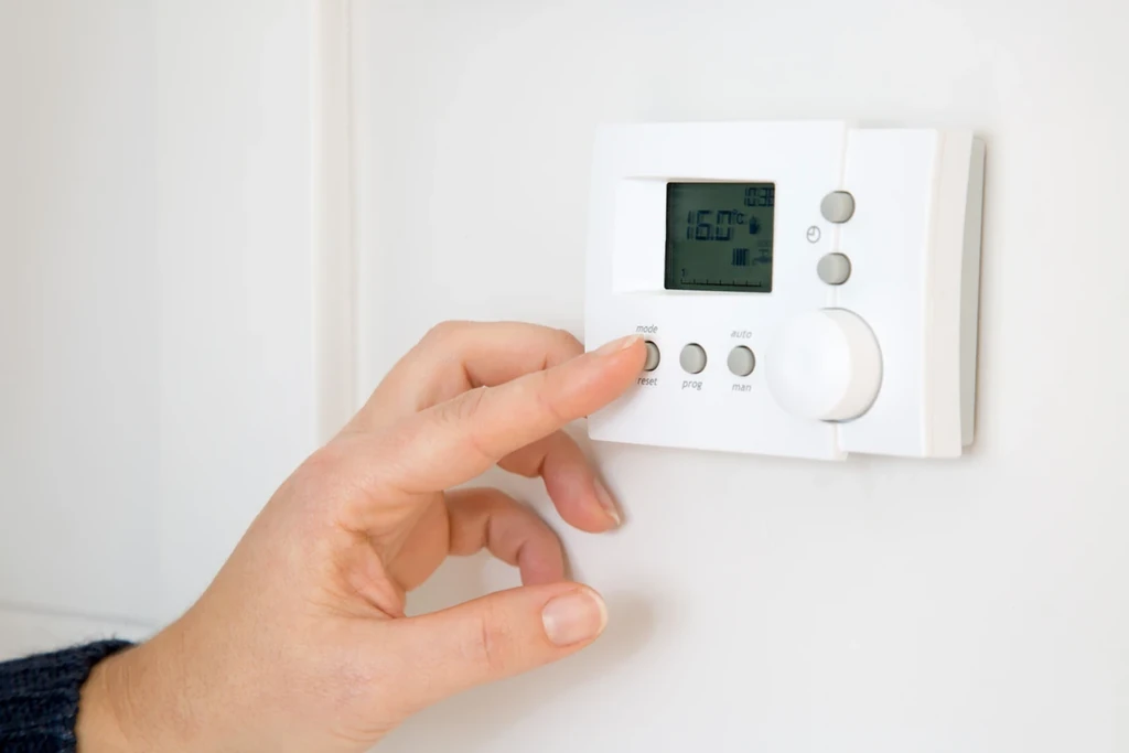 Featured image for The Benefits of Climate-Controlled Boat Storage: Protecting Your Investment